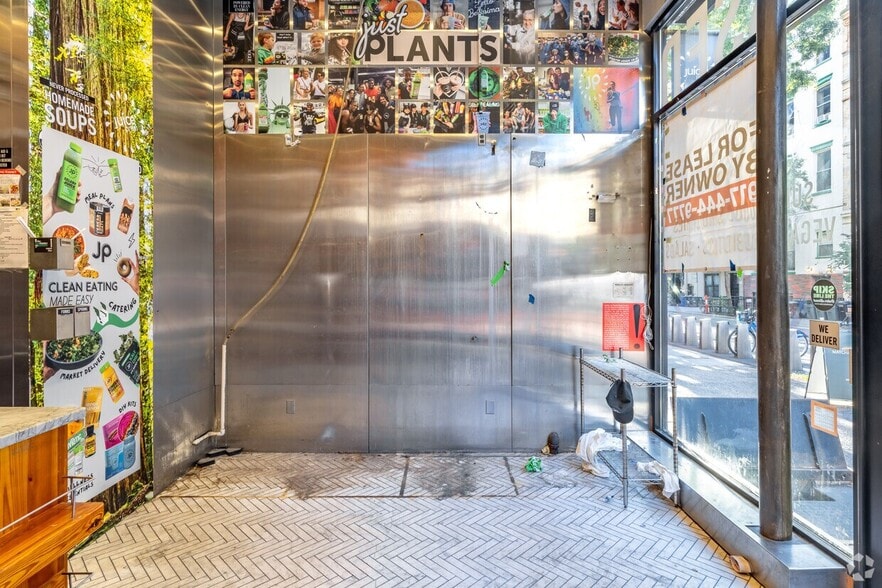 More Photos Of 201 E 10th St, New York Apartments For Lease