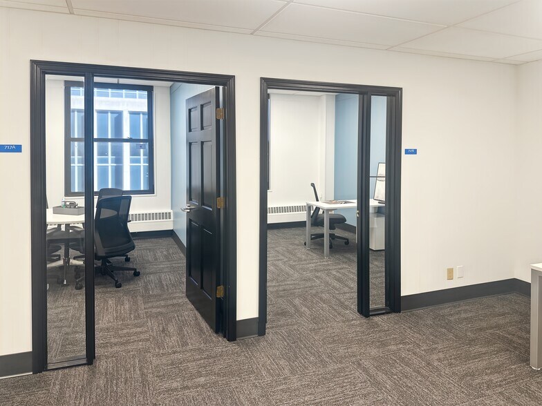 More Photos Of 155 E Market St, Indianapolis Coworking Space