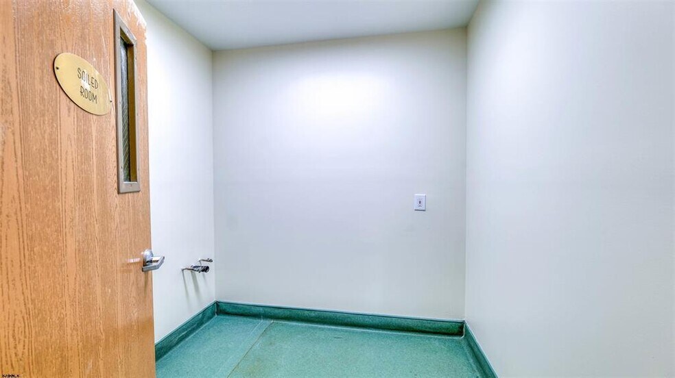 More Photos Of 301 Central Ave, Egg Harbor Township Unknown For Lease