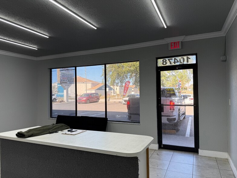 More Photos Of 10478 Northcliffe Blvd, Spring Hill General Retail For Lease
