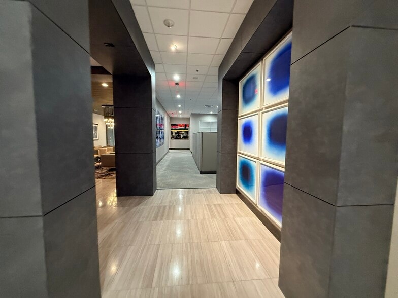 More Photos Of 6595 S Jones Blvd, Las Vegas Office For Sale