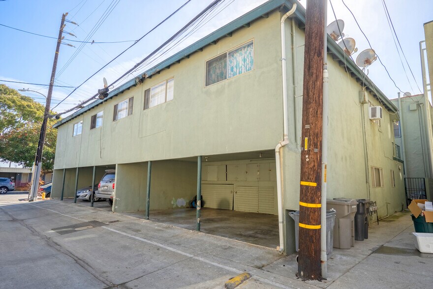 More Photos Of 1635-1639 Seal Way, Seal Beach Apartments For Sale