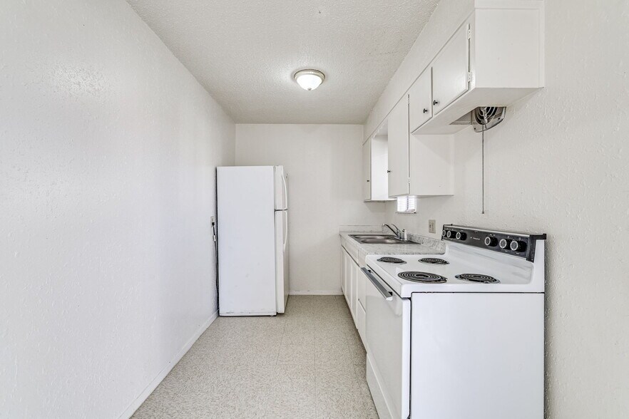 More Photos Of 1728 Pulliam St, San Angelo Apartments For Sale