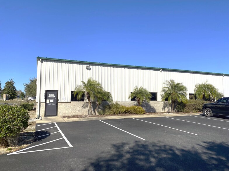 More Photos Of 1817 Greenleaf Ln, Leesburg Light Distribution For Lease