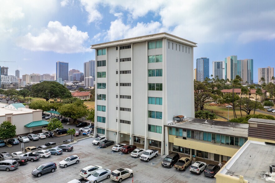 Primary Photo Of 1010 S King St, Honolulu Medical For Lease