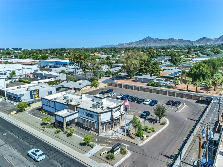 More Photos Of 4126 E Indian School Rd, Phoenix Fast Food For Lease
