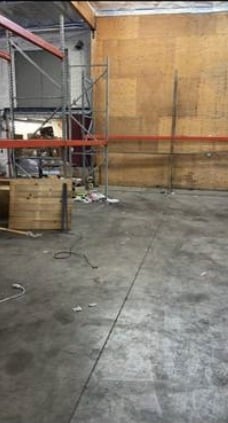 More Photos Of 32391 Riverside Dr, Lake Elsinore General Retail For Lease