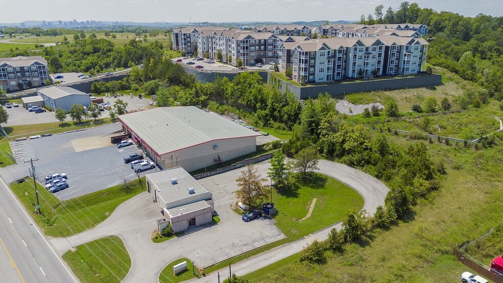 More Photos Of 3494 Dickerson Pike, Nashville Service Station For Sale