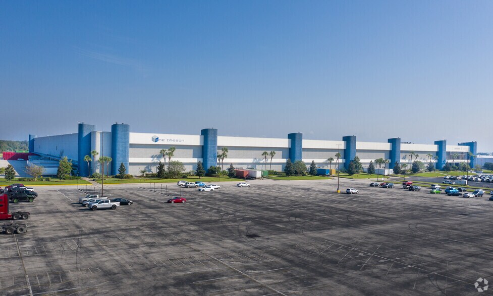 More Photos Of 1 Imeson Park Blvd, Jacksonville Unknown For Lease