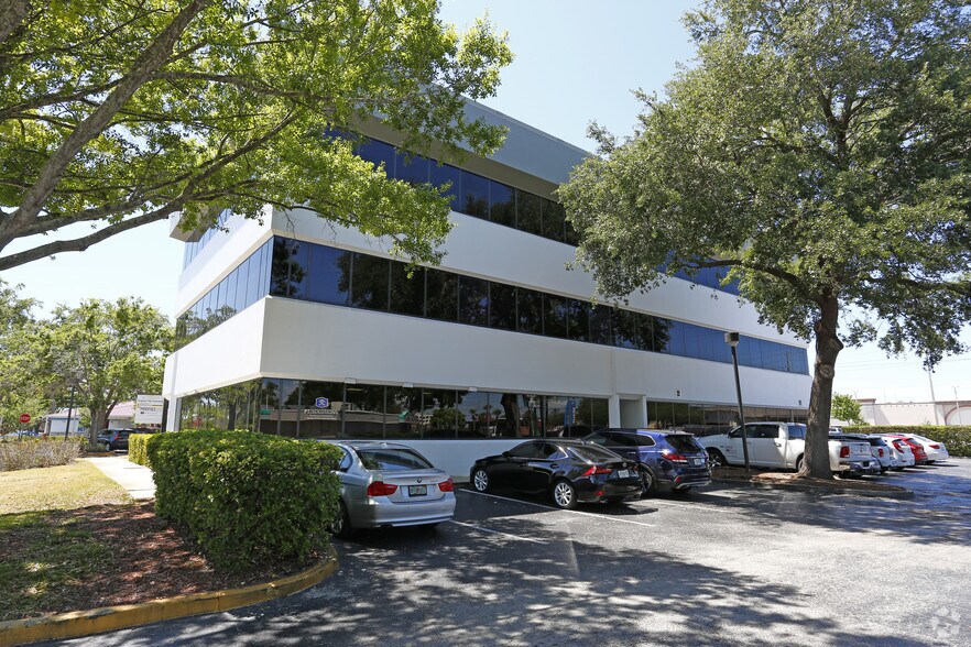 More Photos Of 3450 E Lake Rd, Palm Harbor Medical For Lease
