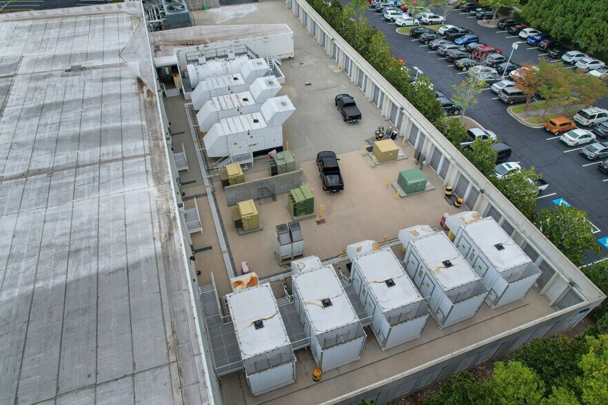 More Photos Of 12515 Innovation Way, Alpharetta Industrial For Sale