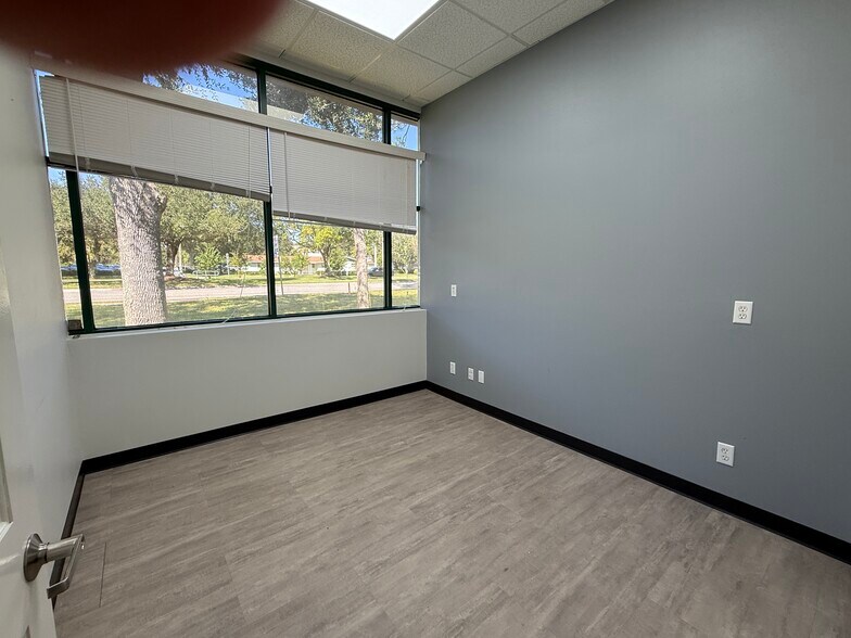 More Photos Of 1180 W Granada Blvd, Ormond Beach Medical For Lease