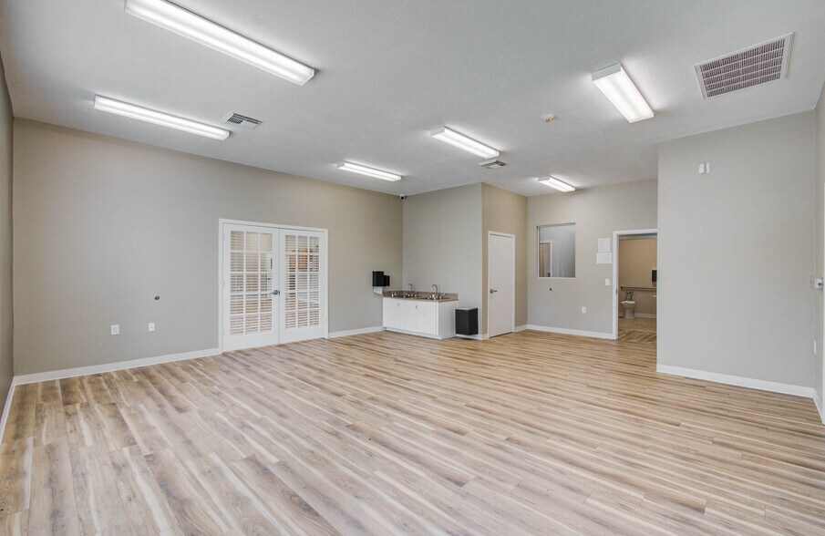 More Photos Of 19647 River Bottom Rd, Katy Daycare Center For Sale