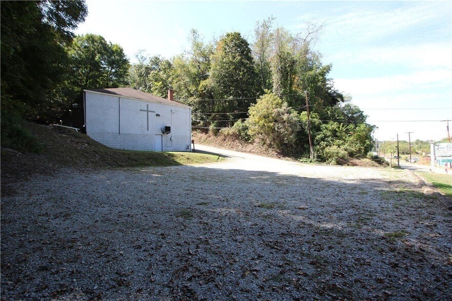 More Photos Of 700 E Main St, Monongahela Religious Facility For Sale