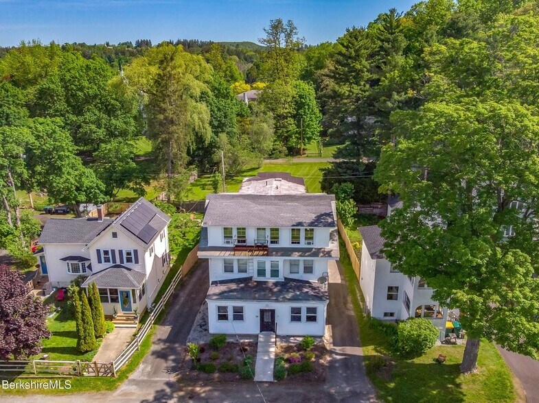 More Photos Of 13 Park St, Stockbridge Apartments For Sale