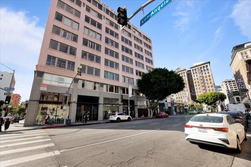 More Photos Of 120 E 8th St, Los Angeles Loft Creative Space For Lease