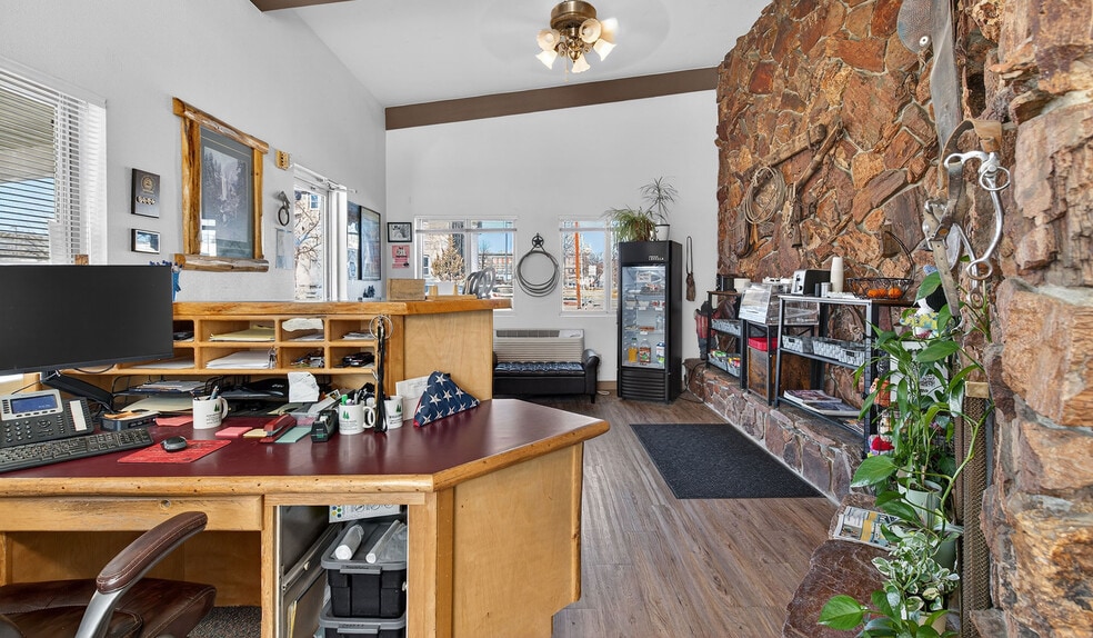 More Photos Of 102 E Greenwood St, Enterprise Hotel For Sale