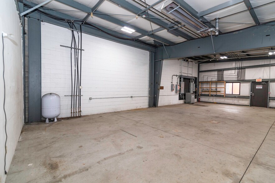 More Photos Of 4 Wilder Dr, Plaistow Warehouse For Sale