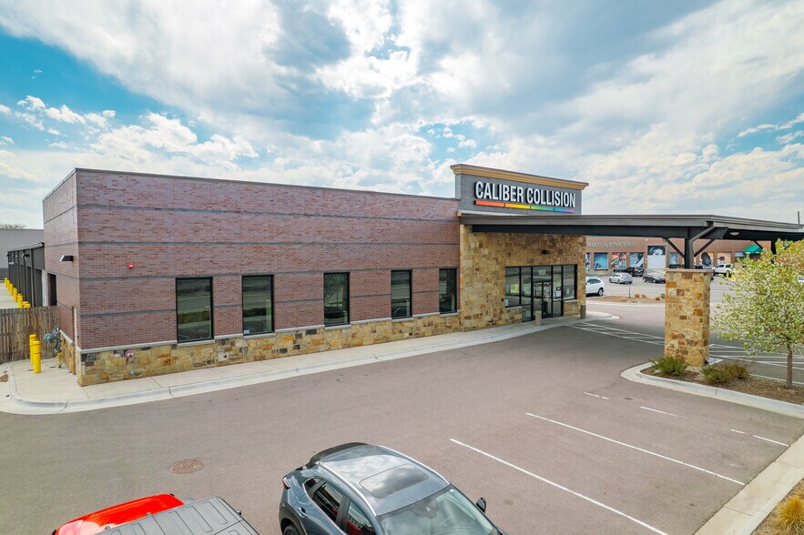 More Photos Of 5050 Smith Rd, Denver Flex For Sale