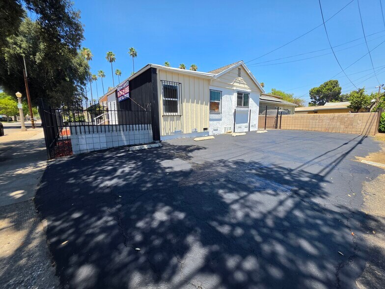 More Photos Of 1673-1675 N D St, San Bernardino Office For Lease