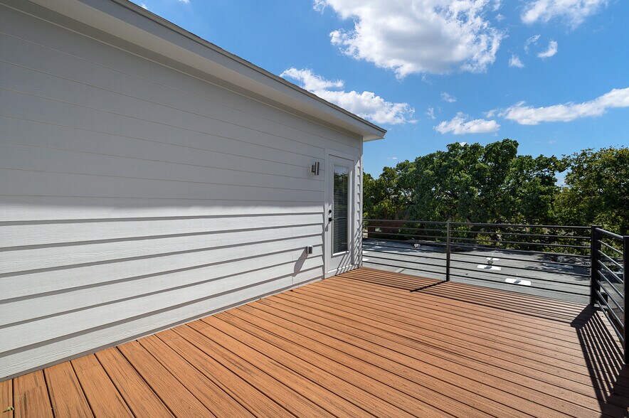 More Photos Of 800 S Welch St, Denton Apartments For Sale