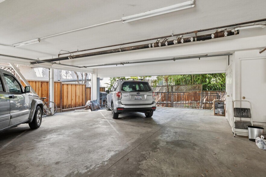 More Photos Of 459 Stow Ave, Oakland Apartments For Sale