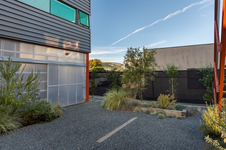 More Photos Of 161 N Garden St, Ventura Apartments For Sale