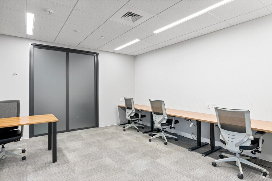 More Photos Of 44 S Broadway, White Plains Coworking Space