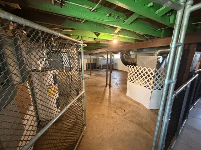 More Photos Of 5216 Springboro Pike, Dayton Office For Sale