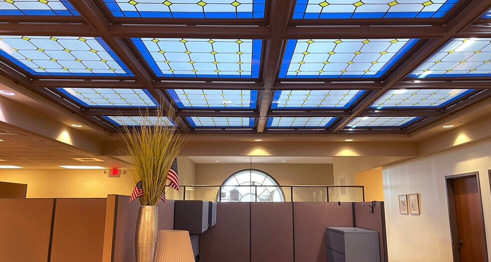 More Photos Of 240 Union Station Plz, Bethlehem Office For Sale