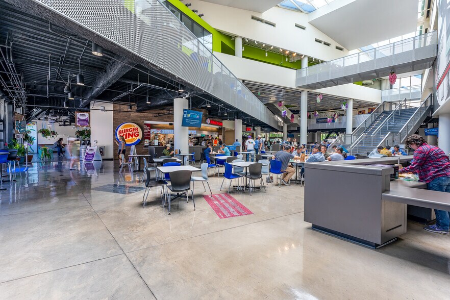 More Photos Of 9500 Gilman Dr, La Jolla Restaurant For Lease