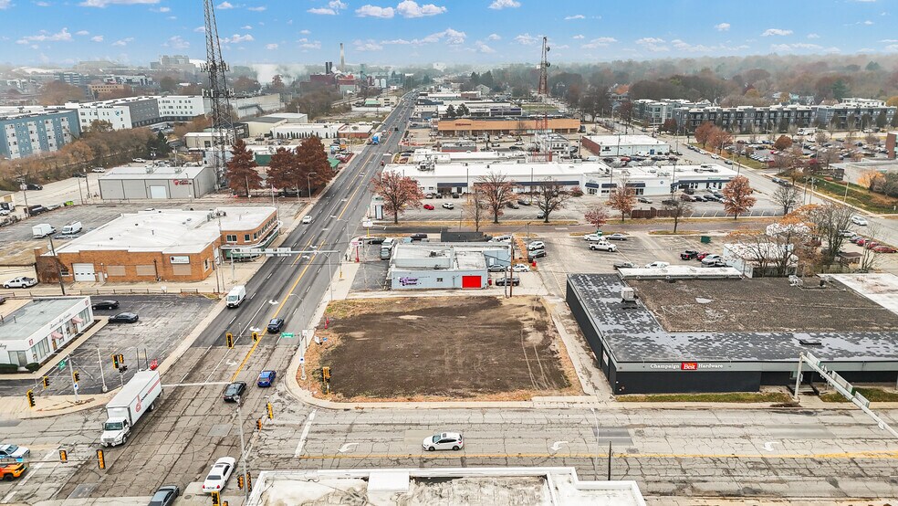 More Photos Of 401 S Neil St, Champaign Land For Lease