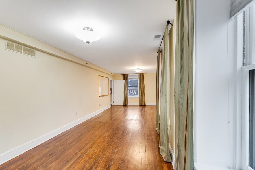 More Photos Of 524 Plymouth Rd, Gwynedd Valley Office Residential For Sale