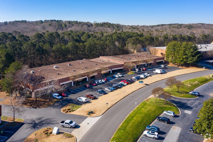 More Photos Of 5111-5131 S Royal Atlanta Dr, Tucker Unknown For Lease