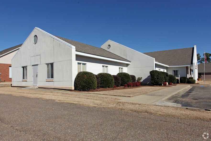 More Photos Of 4209-4211-4213 Carmichael Rd, Montgomery Medical For Lease