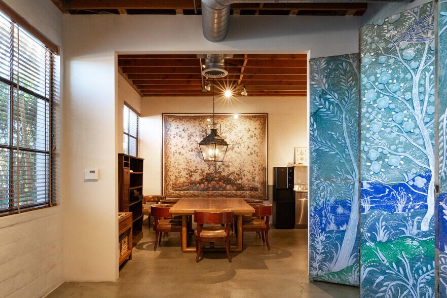 More Photos Of 1646 19th St, Santa Monica Light Manufacturing For Sale