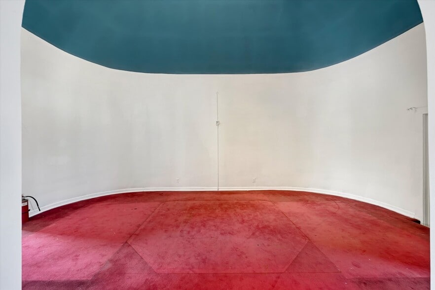 More Photos Of 2024 Gwynn Oak Ave, Baltimore Religious Facility For Sale