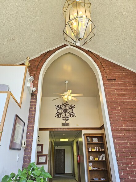 More Photos Of 662 New Castle Rd, Butler Office For Sale