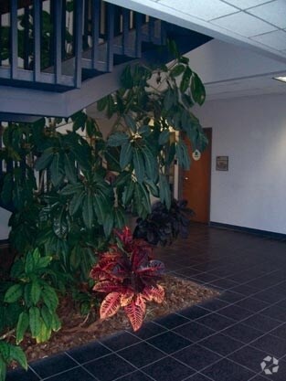 More Photos Of 4050 Rio Bravo Dr, El Paso Office For Lease