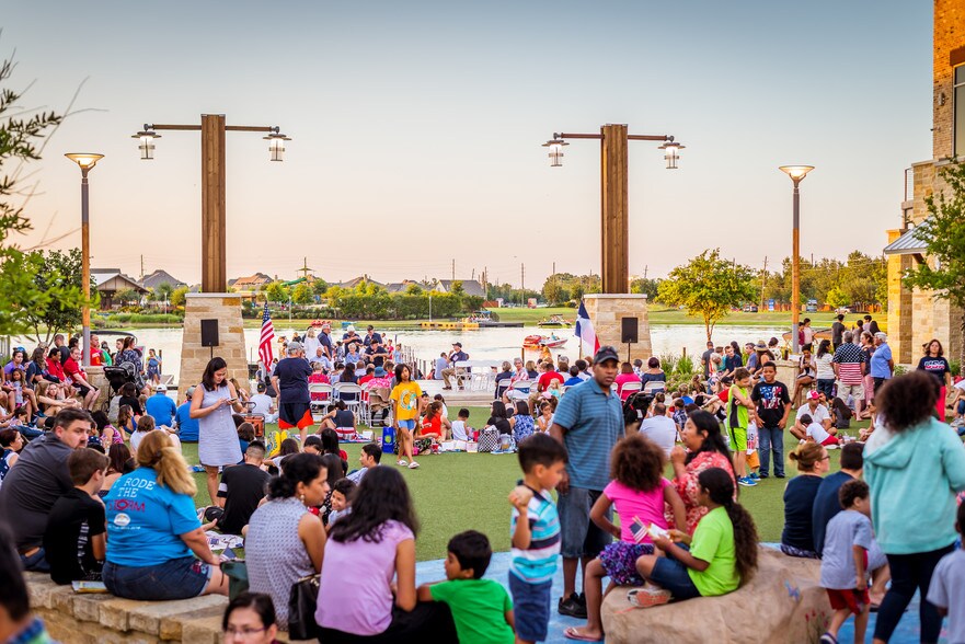 More Photos Of 9945 Barker Cypress Rd, Cypress Unknown For Lease