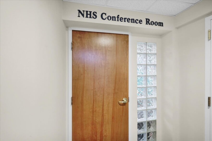 More Photos Of 213 N 5th St, Reading Office For Lease