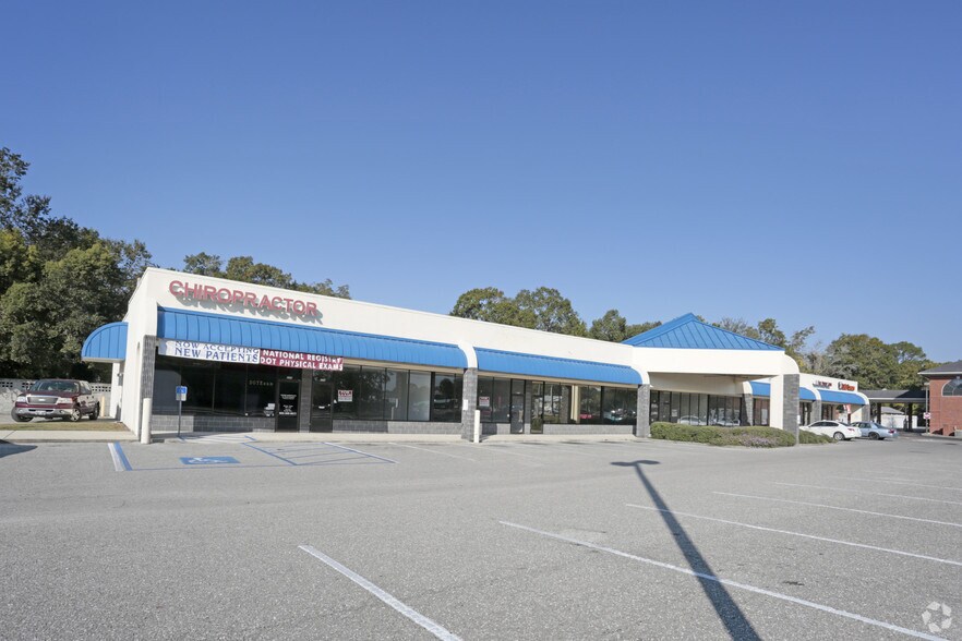 More Photos Of 207-225 S Orange St, Starke Unknown For Lease