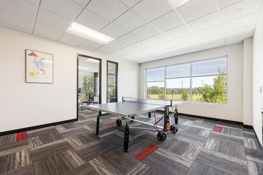 More Photos Of 160 New Britain Blvd, Chalfont Office For Sale