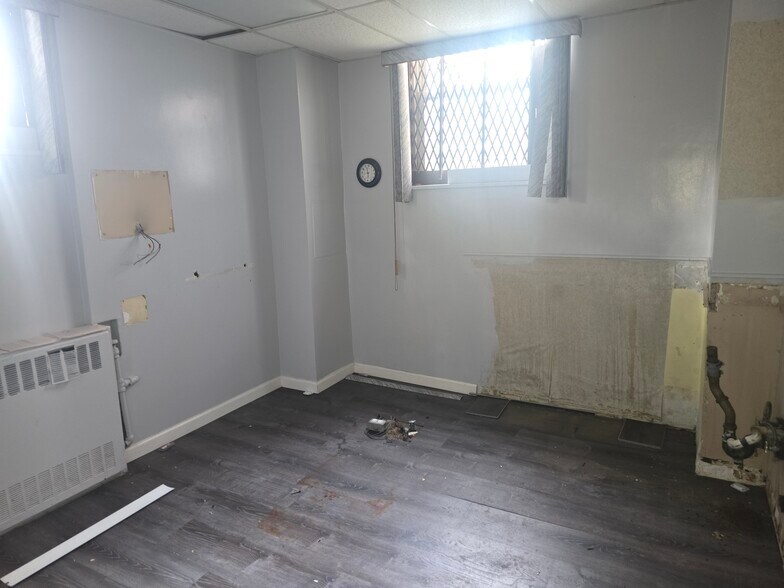 More Photos Of 3835-3845 Sedgwick Ave, Bronx Apartments For Lease