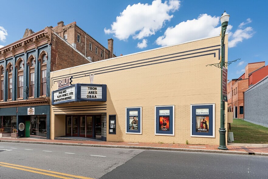 More Photos Of 12 N Augusta St, Staunton Movie Theatre For Sale