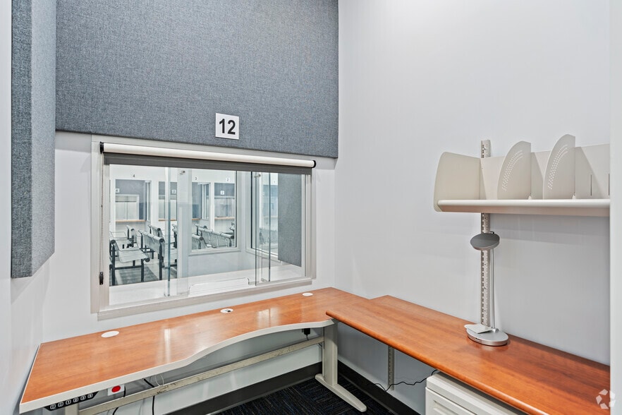 More Photos Of 535-611 W Main St, Alhambra Storefront Retail Office For Lease