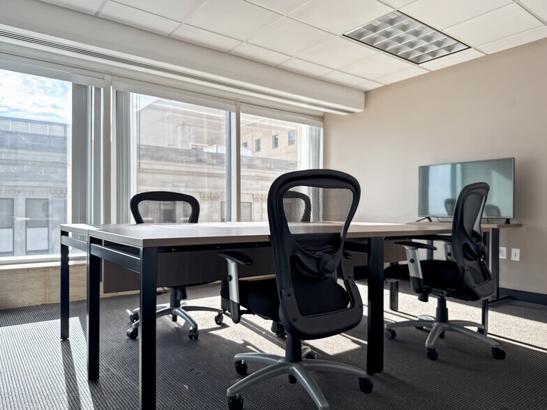 Primary Photo Of 101 Park Ave, Oklahoma City Coworking Space