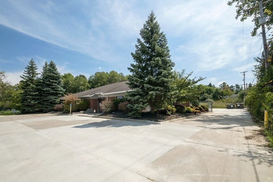 More Photos Of 1848 State Route 59, Kent Office For Sale