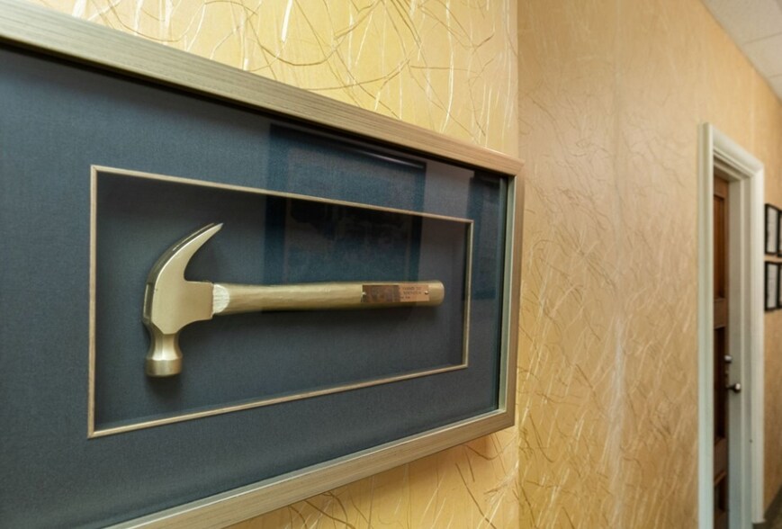 More Photos Of 422 E Franklin St, Richmond Office For Sale