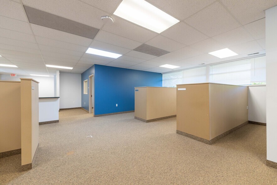 More Photos Of 10484 Citation Dr, Brighton Medical For Sale